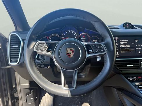 Used 2019 Porsche Cayenne image 18