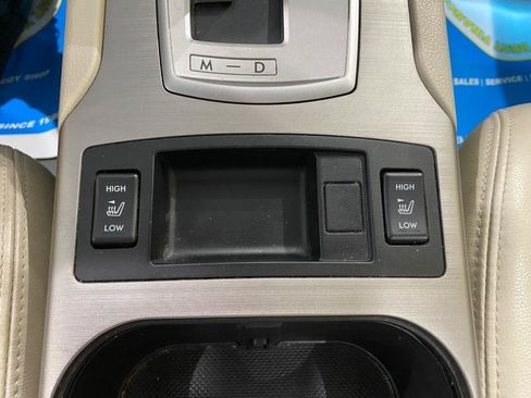 Used 2011 Subaru Legacy 2.5i Limited w/ Popular Equipment Group 2C AWD/4WD image 16