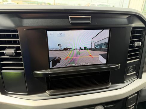 Used 2025 Ford F350 XLT AWD/4WD image 17