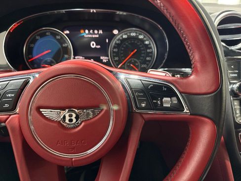 Used 2018 Bentley Bentayga AWD/4WD image 70
