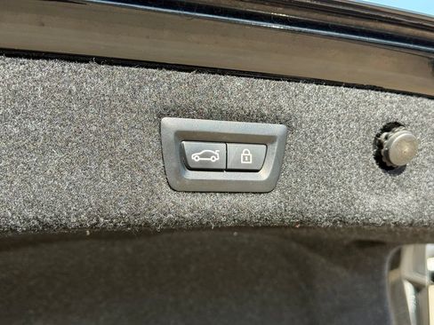 Used 2019 BMW 530i RWD image 27