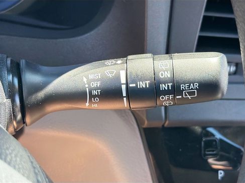 Used 2020 Toyota Sienna LE FWD image 19