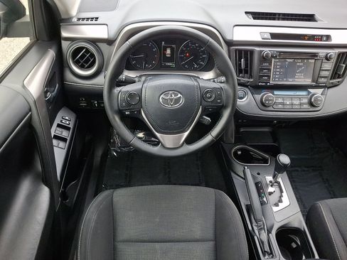 Used 2017 Toyota RAV4 XLE image 11