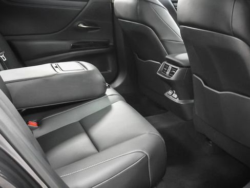Used 2025 Lexus ES 350 w/ Premium Package FWD image 24