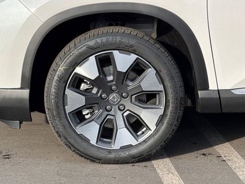 New 2026 Honda Pilot Elite image 35