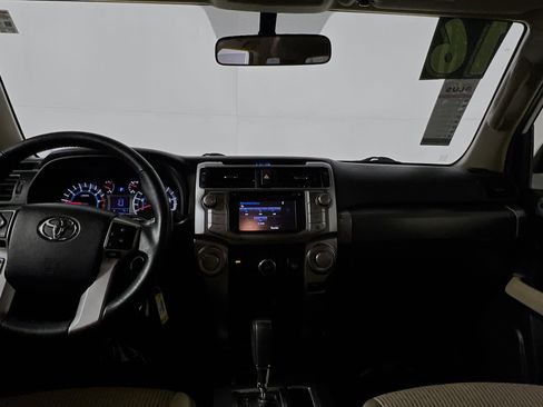 Used 2016 Toyota 4Runner SR5 image 29