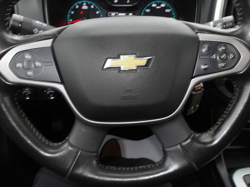 Used 2021 Chevrolet Colorado LT w/ LT Convenience Package image 16