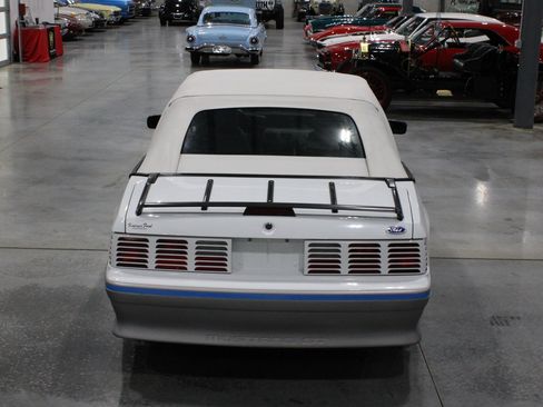 Used 1988 Ford Mustang GT RWD image 33