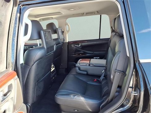 Used 2014 Lexus LX 570 4WD image 8