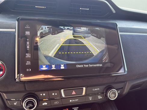 Used 2018 Honda Clarity Touring image 16