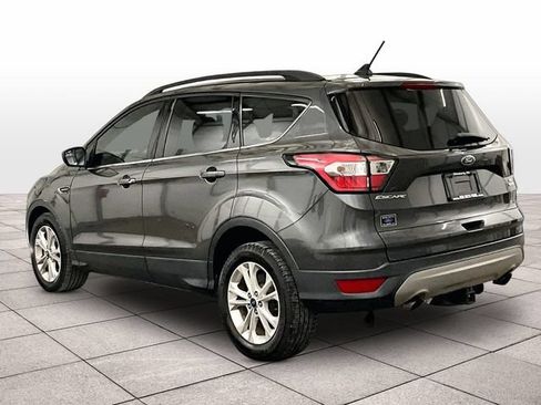 Used 2018 Ford Escape SE w/ SE Sync 3 Package FWD image 10