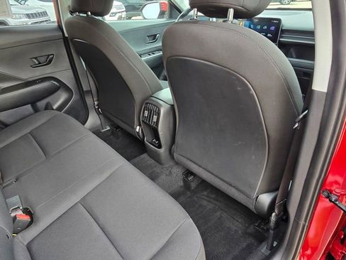 Used 2025 Hyundai Kona SEL AWD/4WD image 20