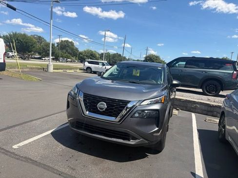 Used 2021 Nissan Rogue S FWD image 3