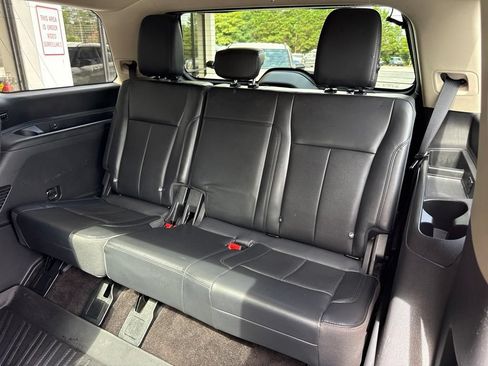 Used 2023 Ford Expedition XLT RWD image 31
