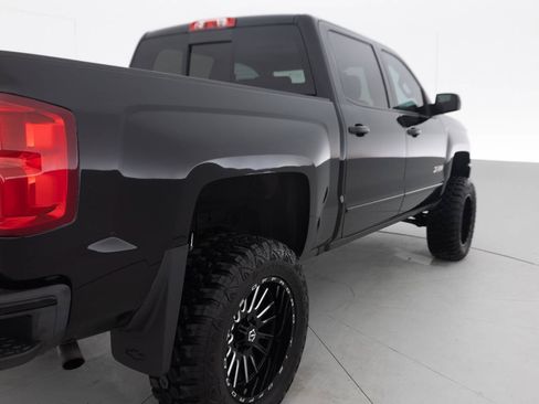 Used 2017 Chevrolet Silverado 1500 LTZ Z71 w/ Realtree Edition AWD/4WD image 14