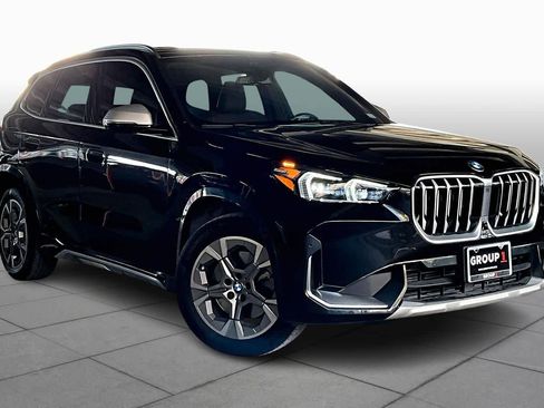 Used 2023 BMW X1 xDrive28i w/ Premium Package image 2