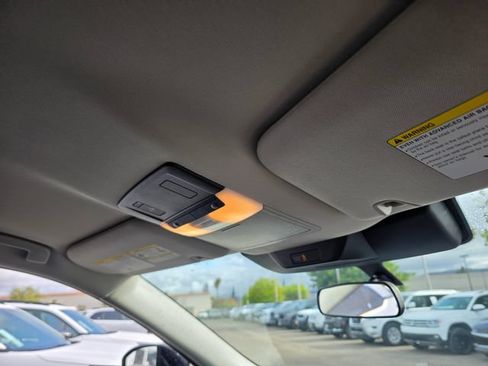 Used 2025 Nissan Pathfinder SV FWD image 12