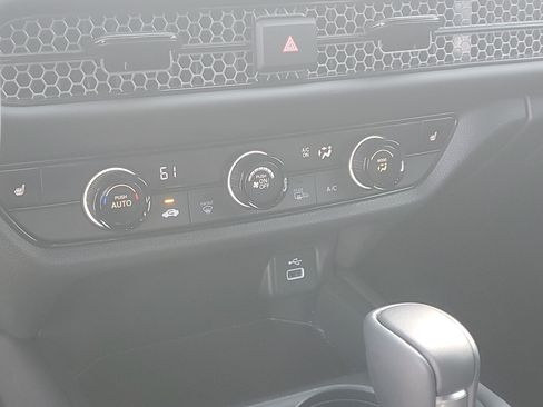 Certified 2024 Honda HR-V Sport image 29
