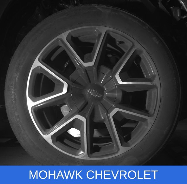 Used 2024 Chevrolet Suburban RST w/ Luxury Package AWD/4WD image 29