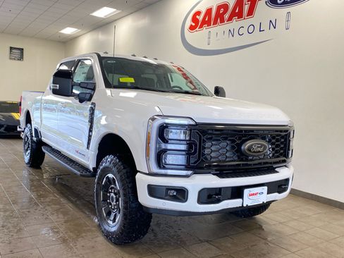 New 2026 Ford F250 Lariat w/ Tremor Off-Road Package AWD/4WD image 2