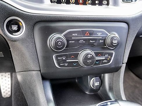 Used 2019 Dodge Charger R/T RWD image 27