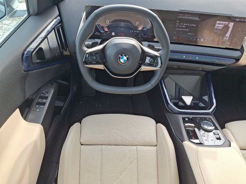 Used 2025 BMW X3 xDrive30i w/ Premium Package AWD/4WD image 10