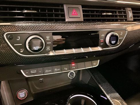 Used 2024 Audi S5 Prestige image 25