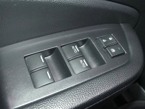 Used 2018 Honda Pilot Elite image 21