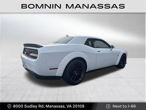 Used 2022 Dodge Challenger R/T Scat Pack RWD image 3