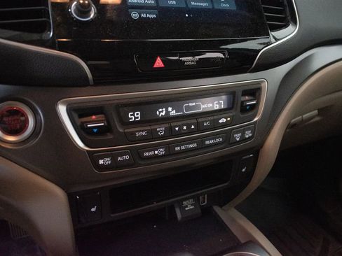 Used 2020 Honda Pilot EX image 17