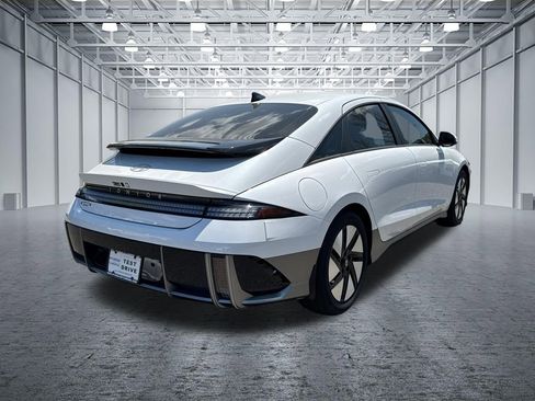 New 2025 Hyundai Ioniq 6 SEL RWD image 7