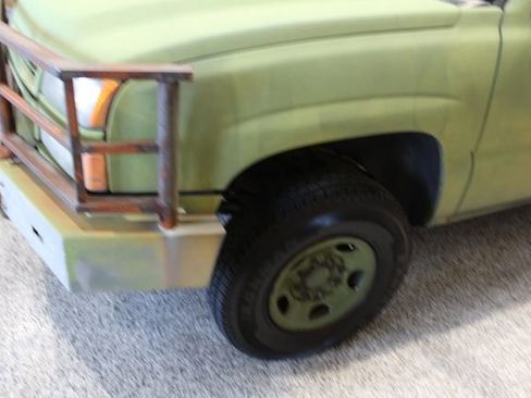 Used 2006 Chevrolet Silverado 2500 W/T w/ Heavy-Duty Power Package image 8