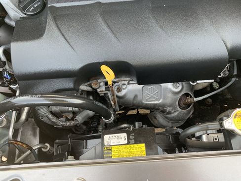 Used 2014 Toyota Sienna XLE image 36