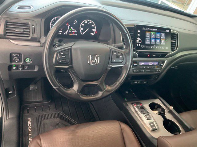 Certified 2025 Honda Ridgeline RTL image 8