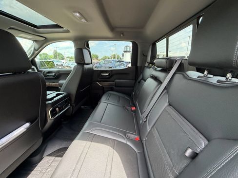 Used 2022 GMC Sierra 1500 Denali w/ Denali Premium Package AWD/4WD image 5