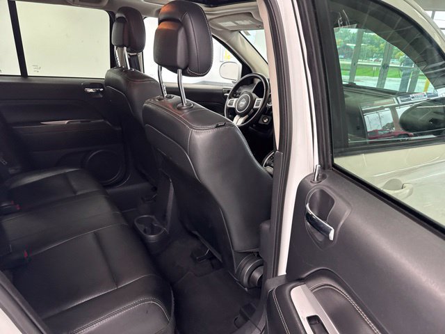 Used 2017 Jeep Compass Latitude AWD/4WD image 26