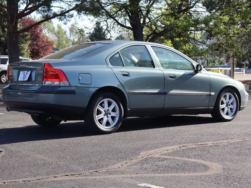 Used 2004 Volvo S60 2.5T AWD/4WD image 5