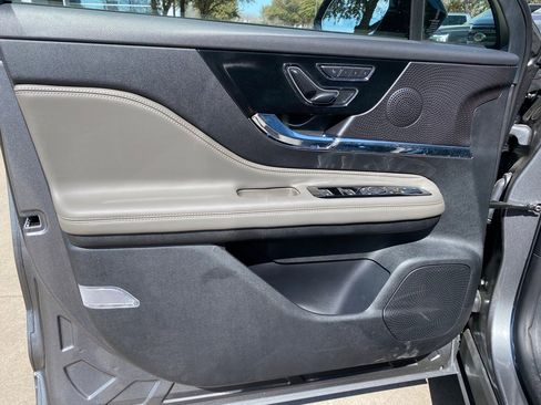 New 2026 Lincoln Corsair Premiere image 35