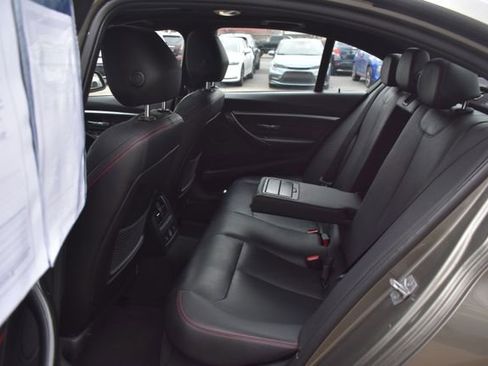 Used 2016 BMW 328i xDrive Sedan w/ Technology Package image 39