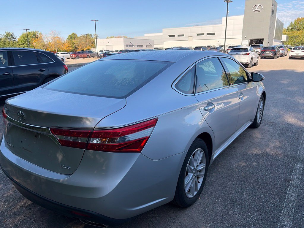 Used 2014 Toyota Avalon XLE Premium FWD image 8