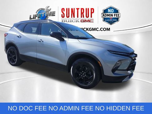 Used 2024 Chevrolet Blazer LT w/ Midnight/Sport Edition FWD image 8