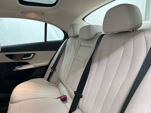 Used 2026 Mercedes-Benz E 350 Sedan image 19