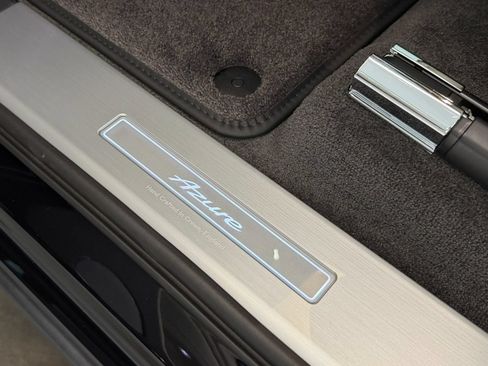 New 2026 Bentley Bentayga Extended Wheelbase AWD/4WD image 15