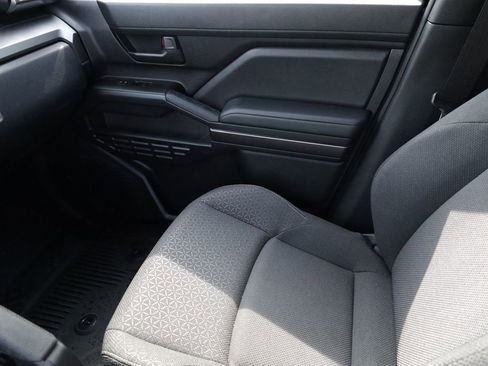 Used 2025 Toyota 4Runner SR5 RWD image 13