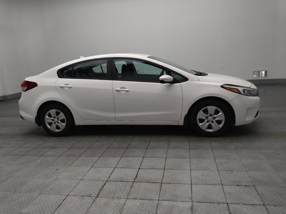 Used 2017 Kia Forte LX FWD image 11