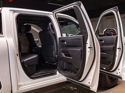 Used 2022 Toyota Tundra Platinum image 30