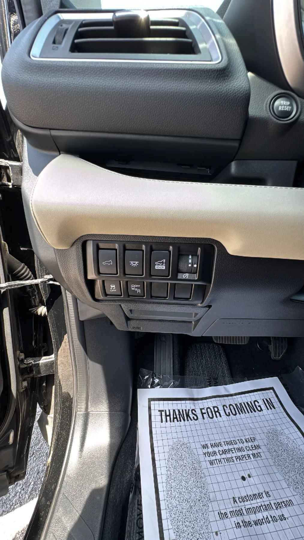 Used 2021 Subaru Ascent Limited AWD/4WD image 20