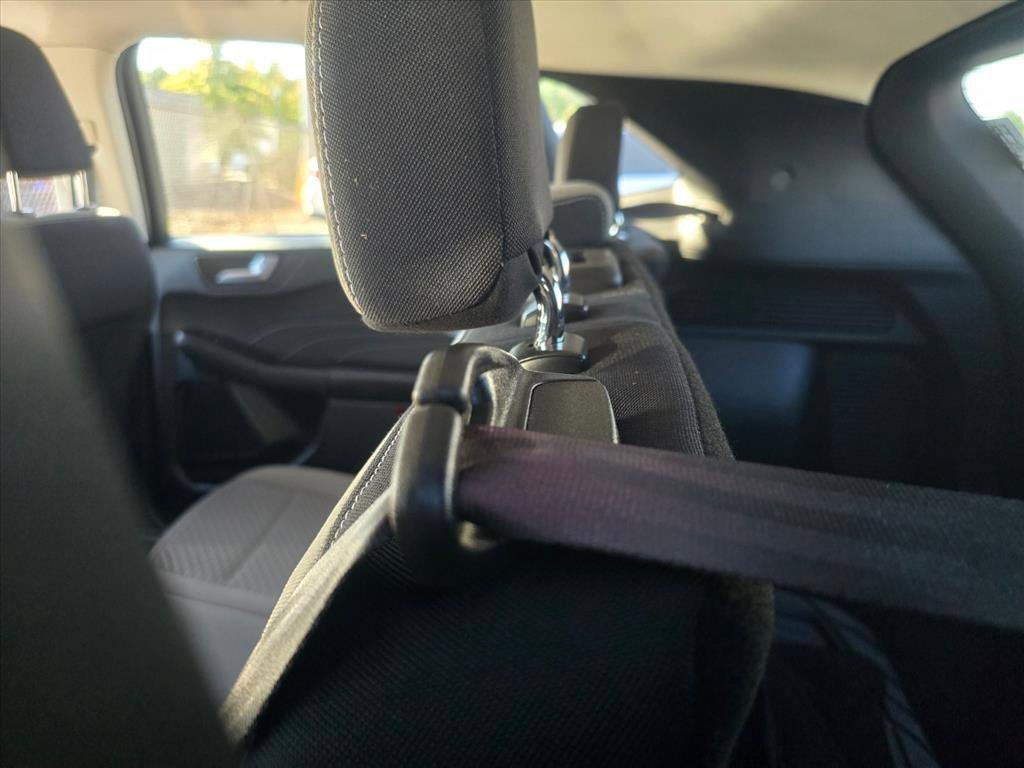 Used 2021 Ford Escape SE w/ Convenience Package FWD image 6