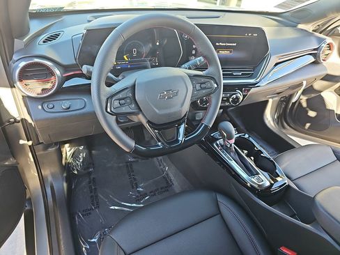 New 2026 Chevrolet Trax RS w/ Sunroof Package image 15