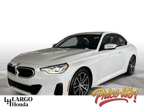 Used 2025 BMW 230i Coupe w/ Premium Package RWD image 1